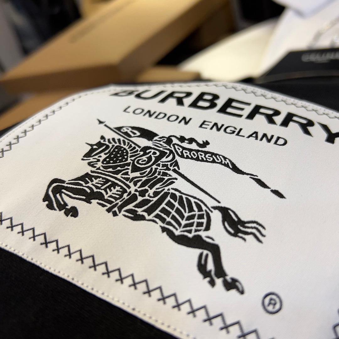 Burberry T-Shirt Without Collar 'Black'