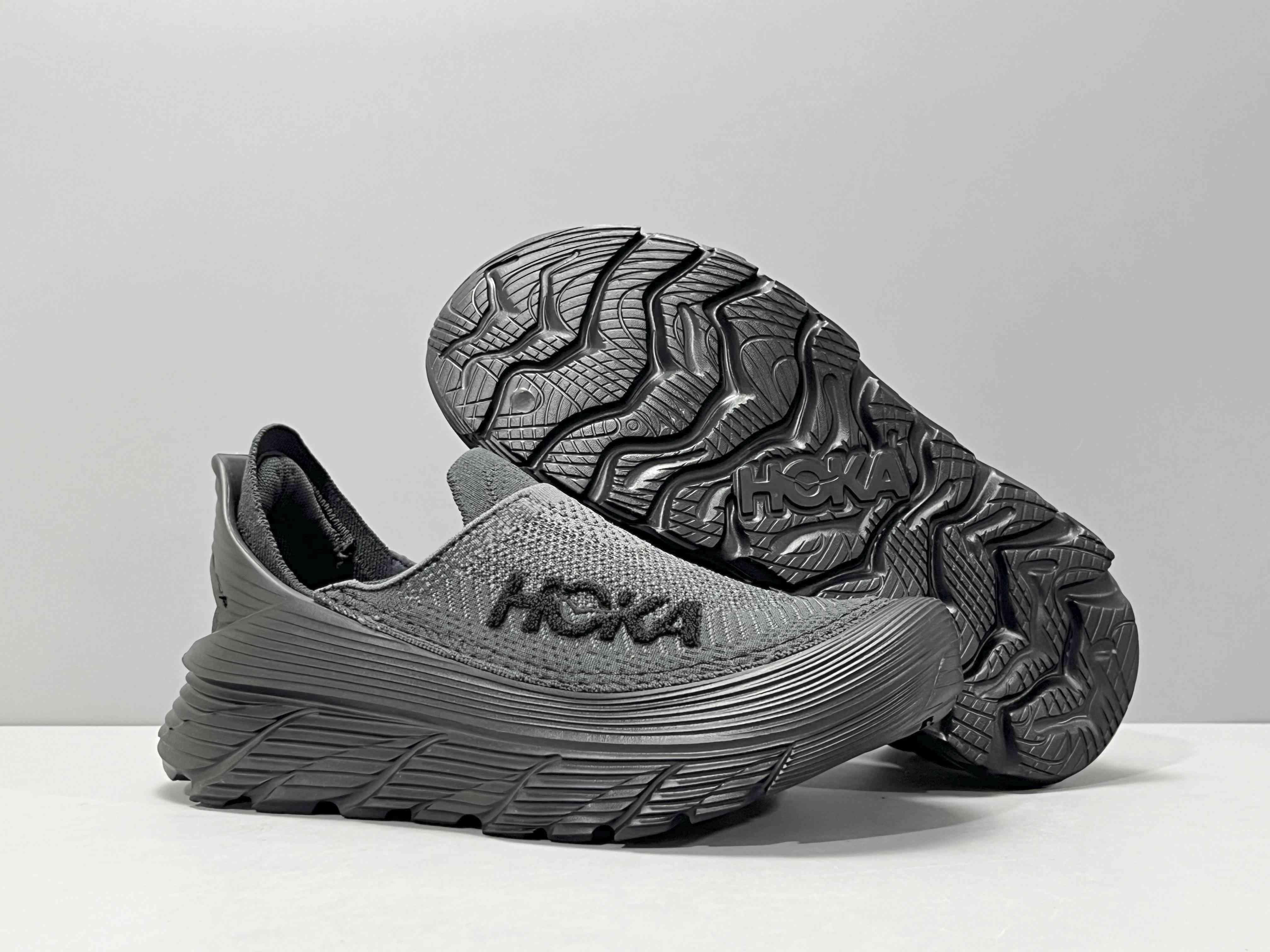 Hoka Restore TC 'Black'