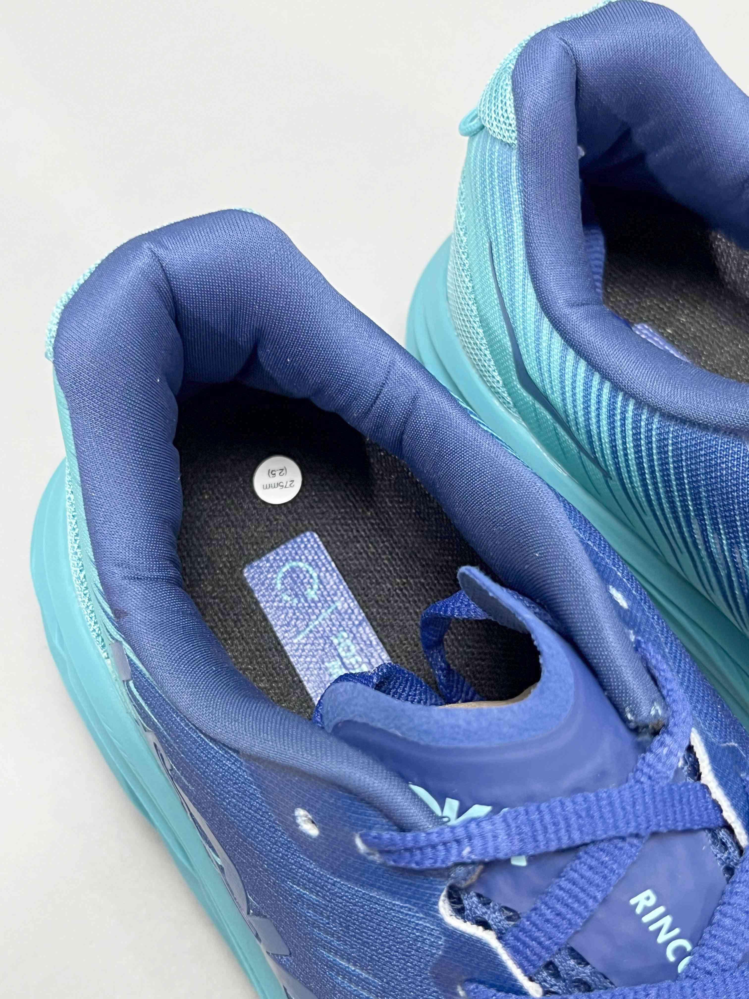 Hoka One One Clifton 8 'Bellwether Blue Scuba Blue'