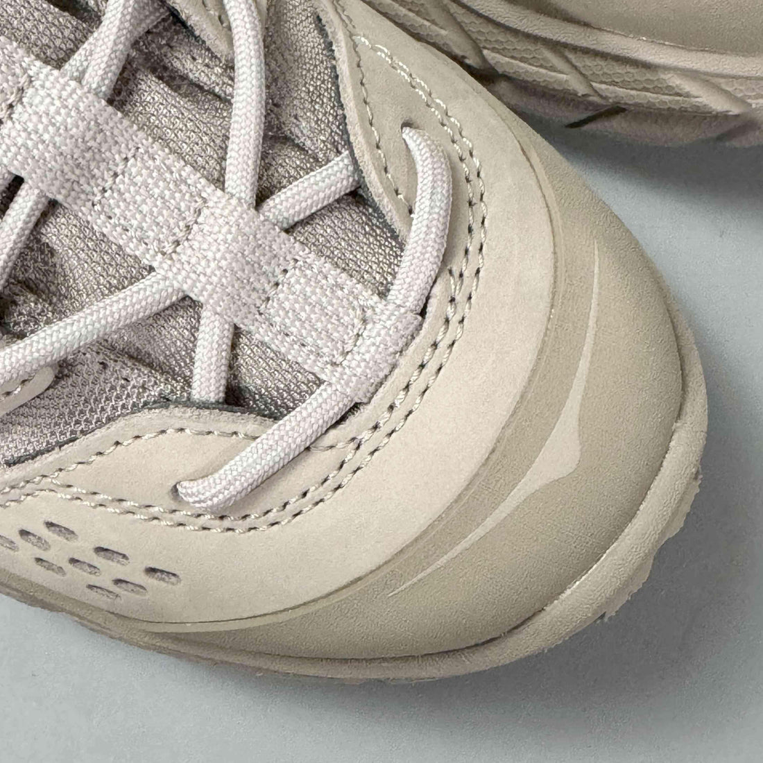 Hoka One One Tor Ultra Low 'Simply Taupe'