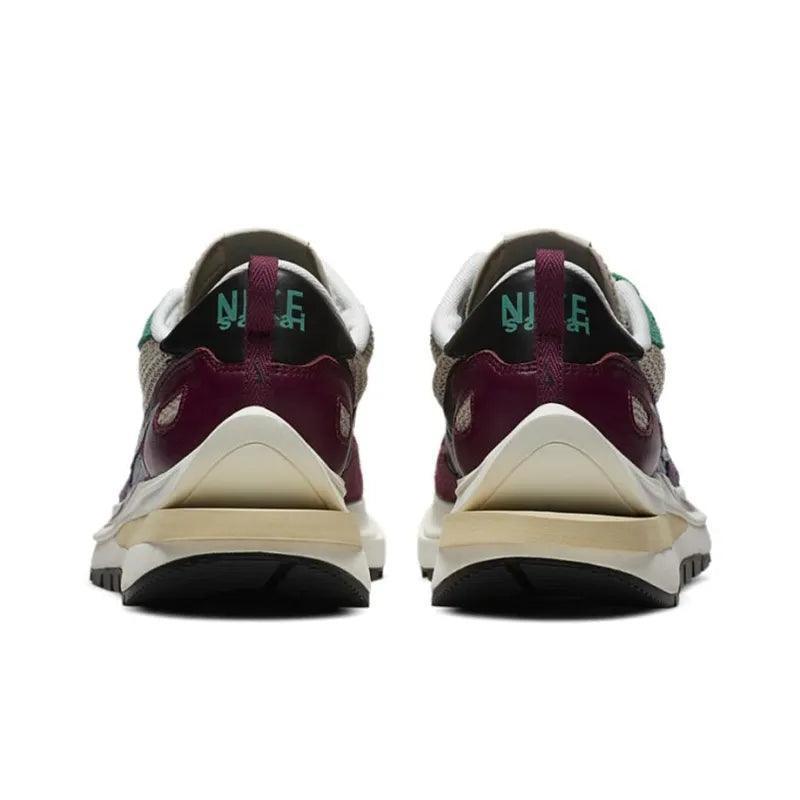 Nike X Sacai VaporWaffle 'Villain Red/Neptune Green'