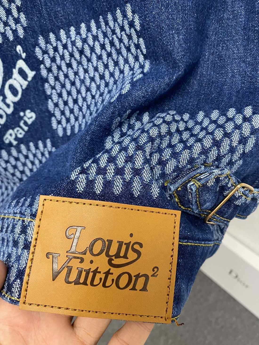 LOUIS VUITTON - JACKET - SleekGait