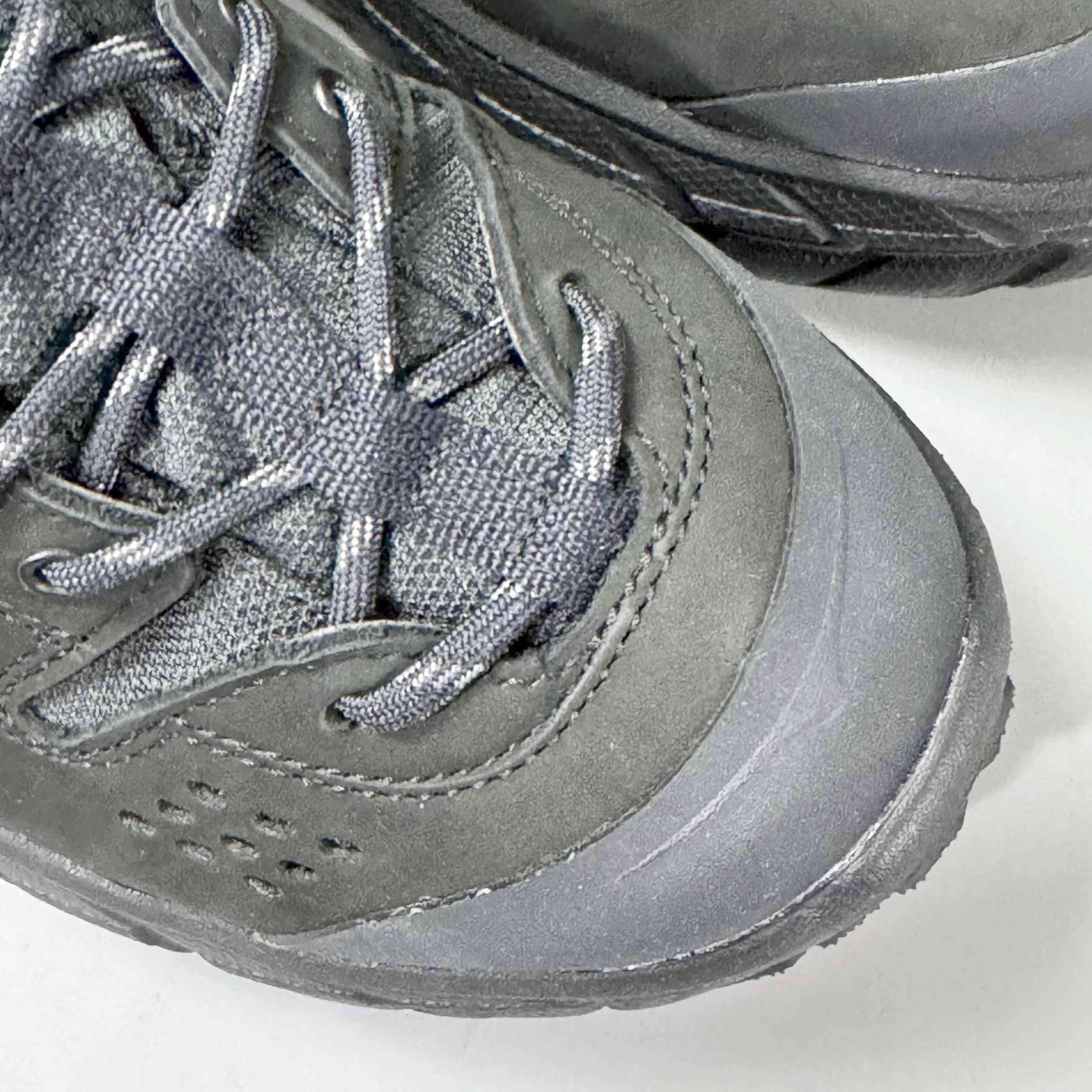 Hoka One One Tor Ultra Low 'Black'