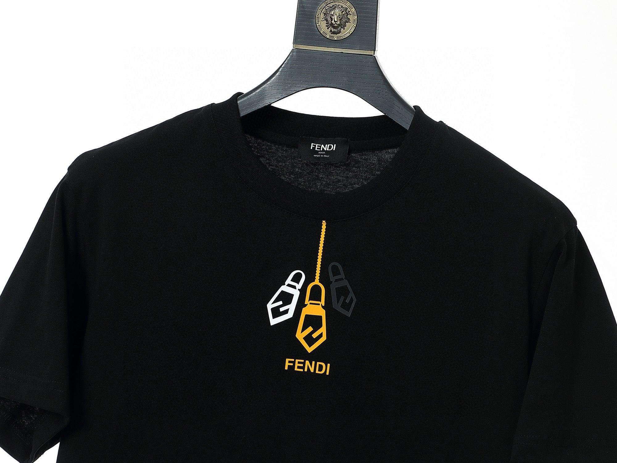 Fendi T-Shirt without Collar 'Black'