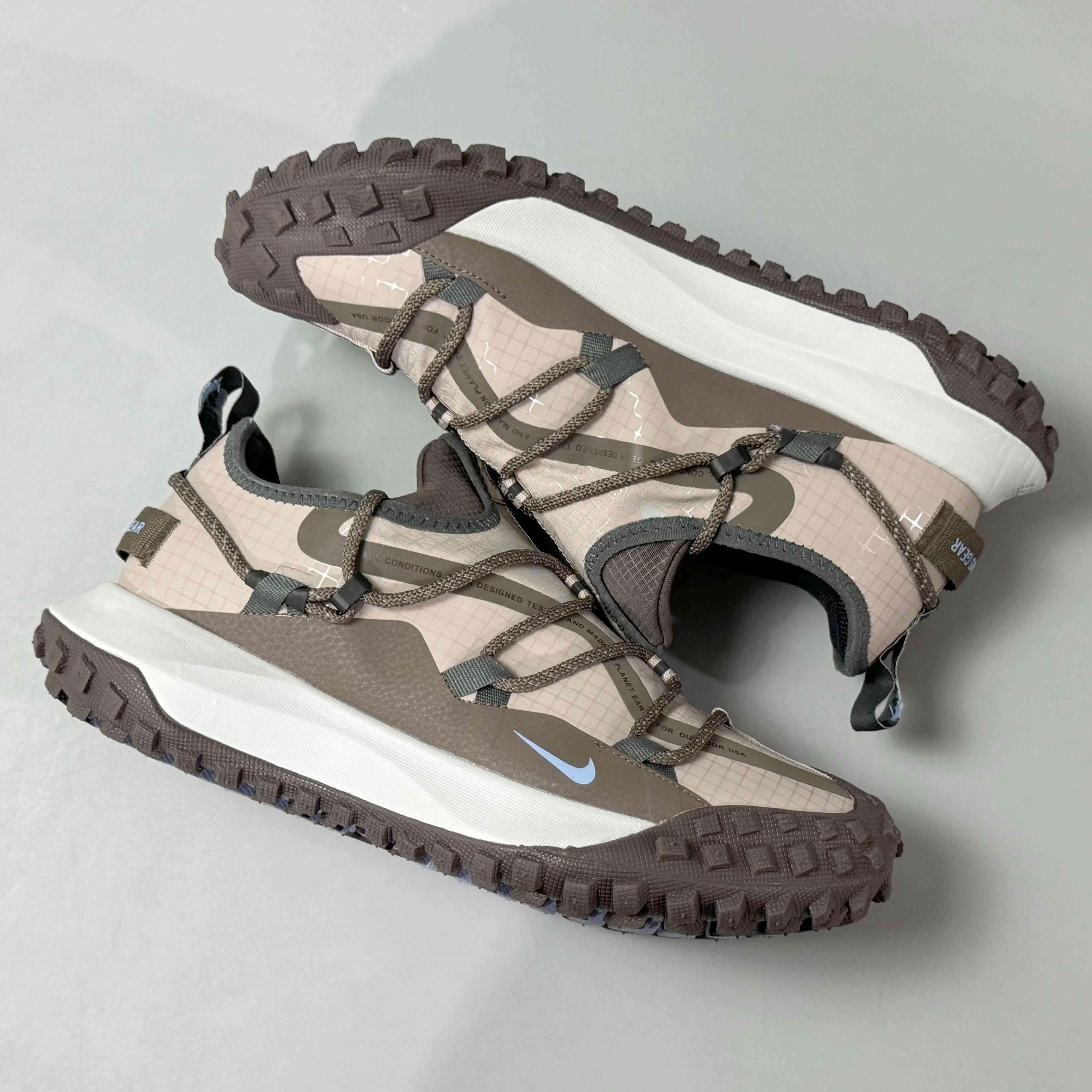 Nike ACG Mountain Fly Low SE 'Ironstone'