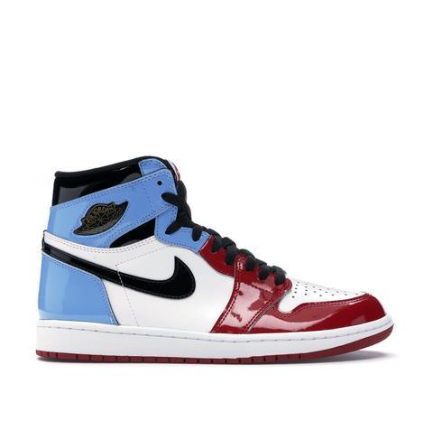 NIKE - AIR JORDAN 1 - SleekGait