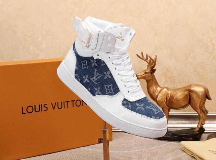 LOUIS VUITTON - SNEAKER - SleekGait