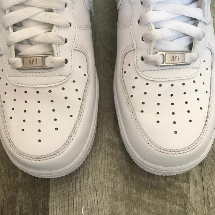 NIKE - AIR FORCE 1 - SleekGait