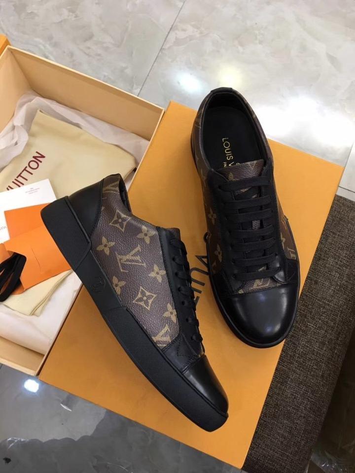 LOUIS VUITTON - SNEAKER - SleekGait