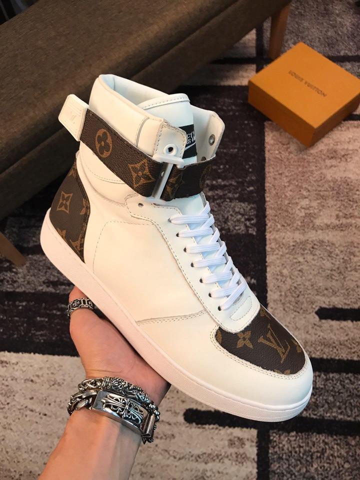 LOUIS VUITTON - SNEAKER - SleekGait
