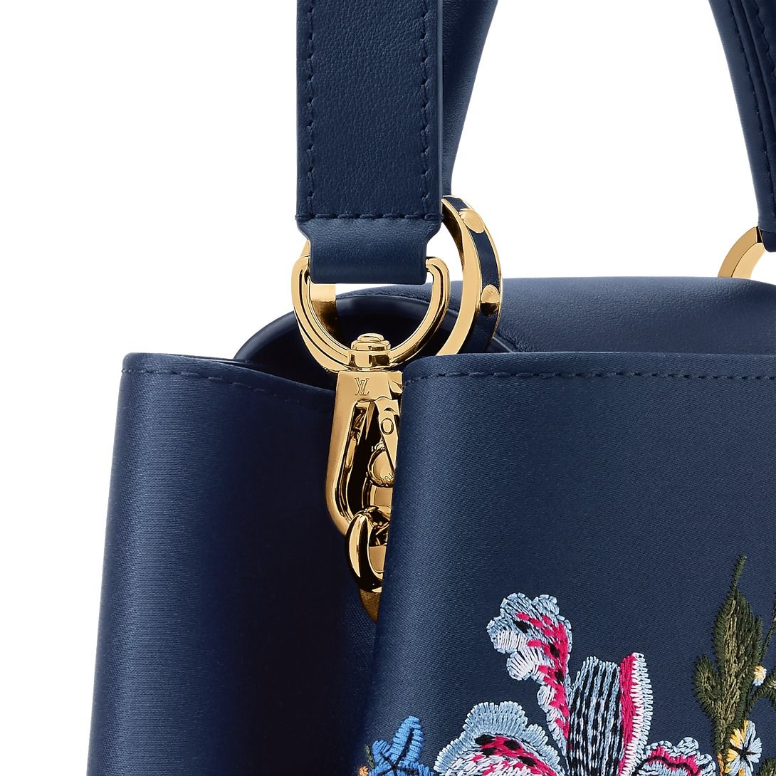 (WMNS) LOUIS VUITTON 26 Capucines BB 'Marine Blue' M28808