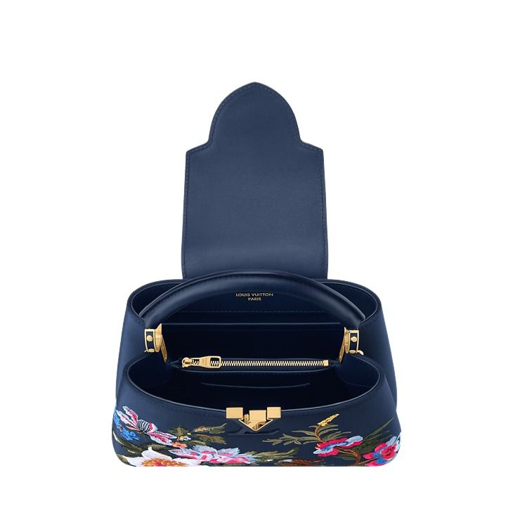(WMNS) LOUIS VUITTON 26 Capucines BB 'Marine Blue' M28808