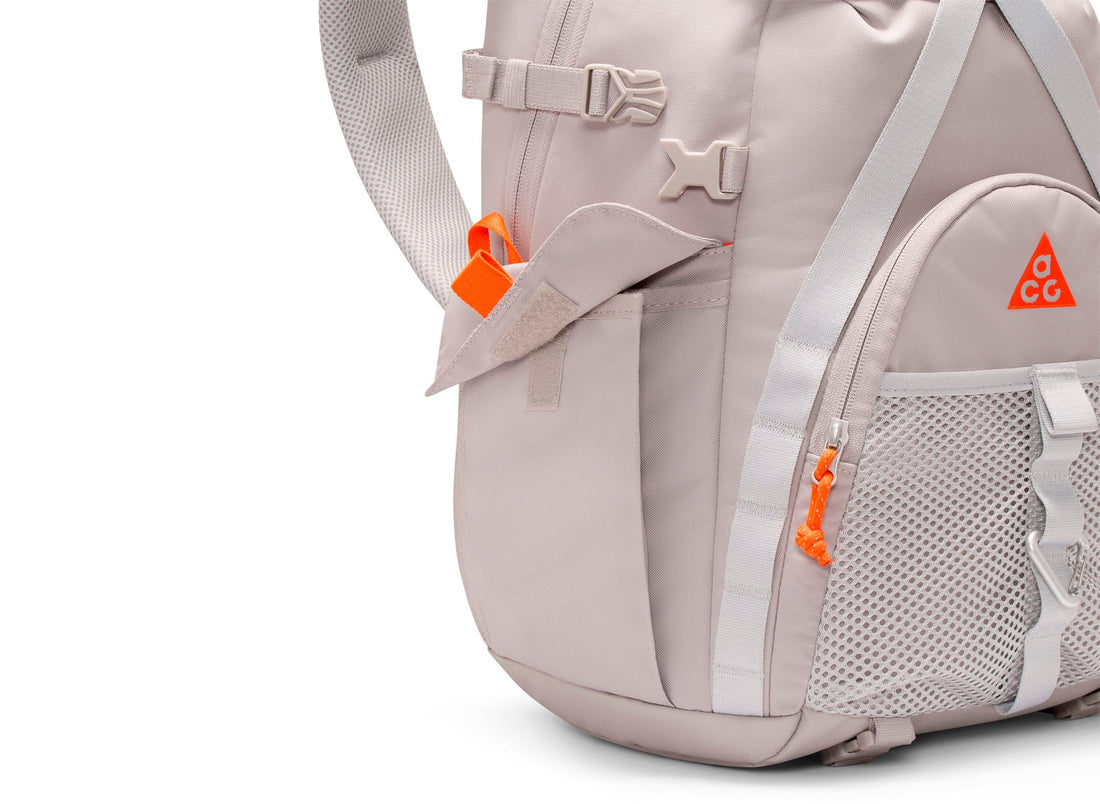 Nike ACG "DAYMAX" Backpack in College Grey