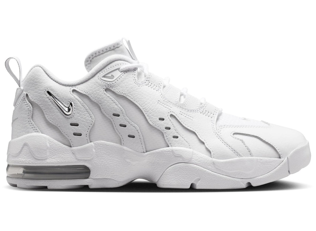 Nike Air DT Max '96 Low in White / Metallic Silver