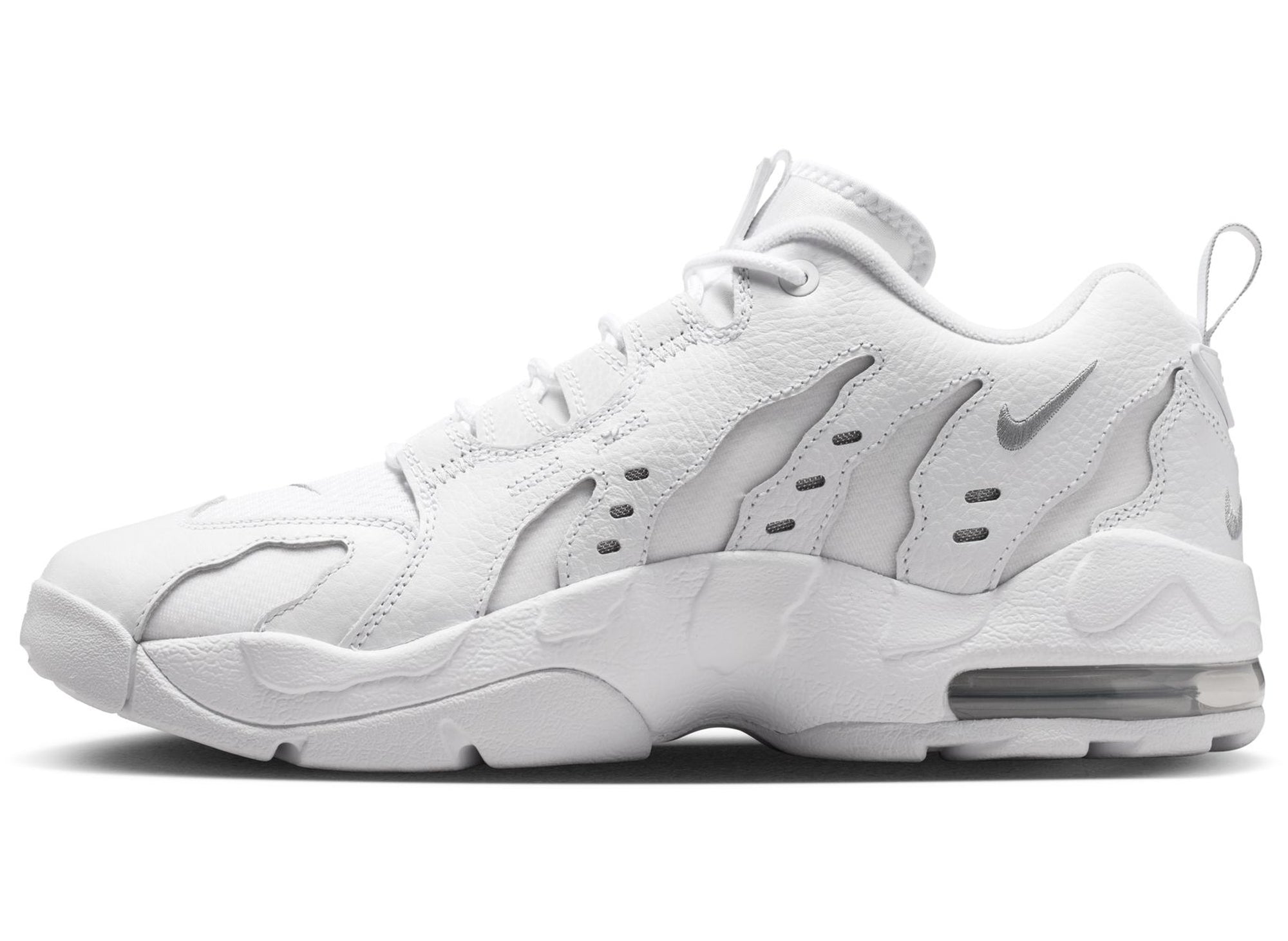 Nike Air DT Max '96 Low in White / Metallic Silver