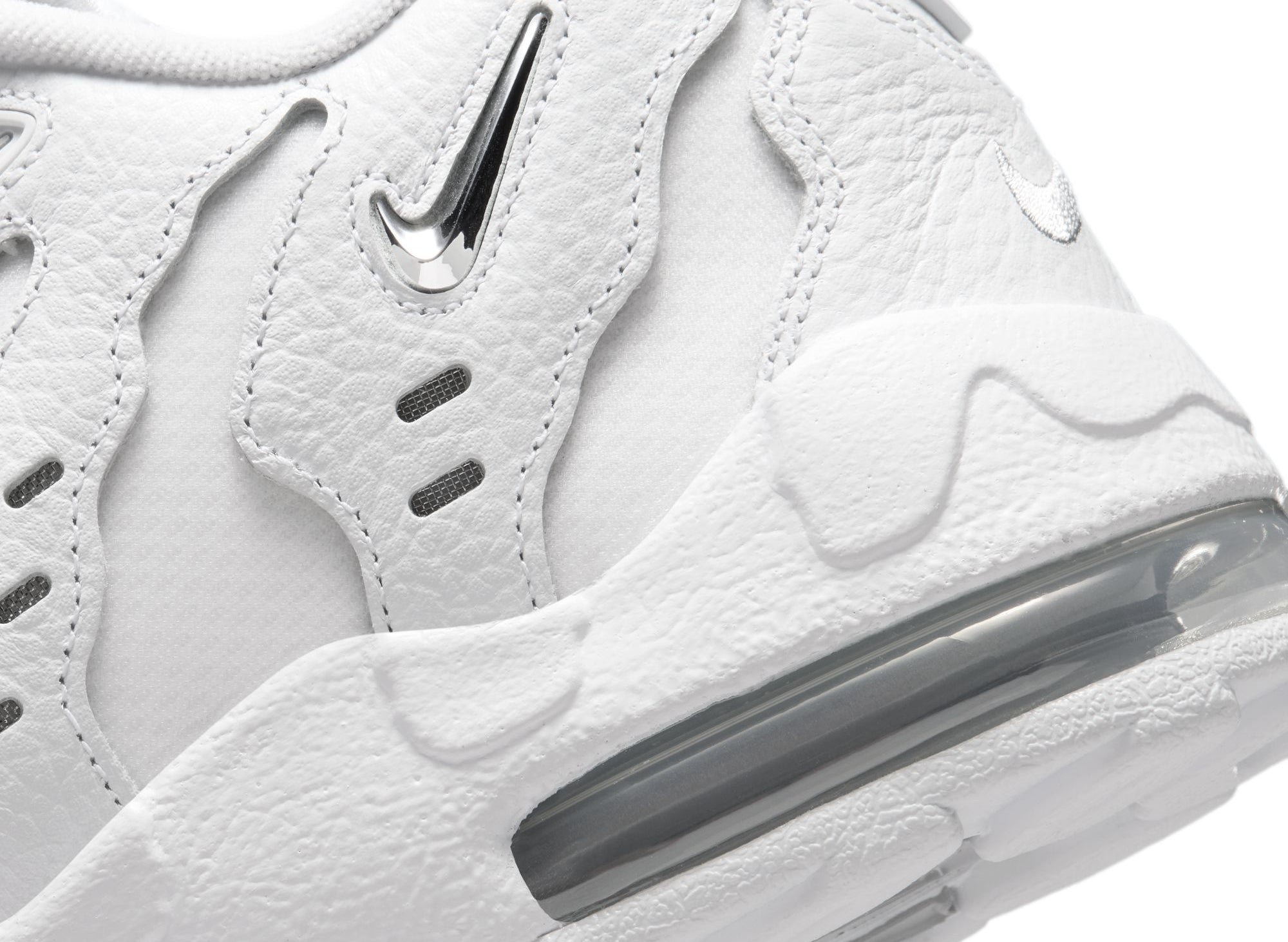 Nike Air DT Max '96 Low in White / Metallic Silver