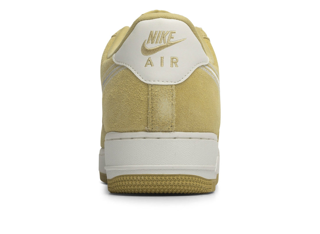 Nike Air Force 1 '07 LV8