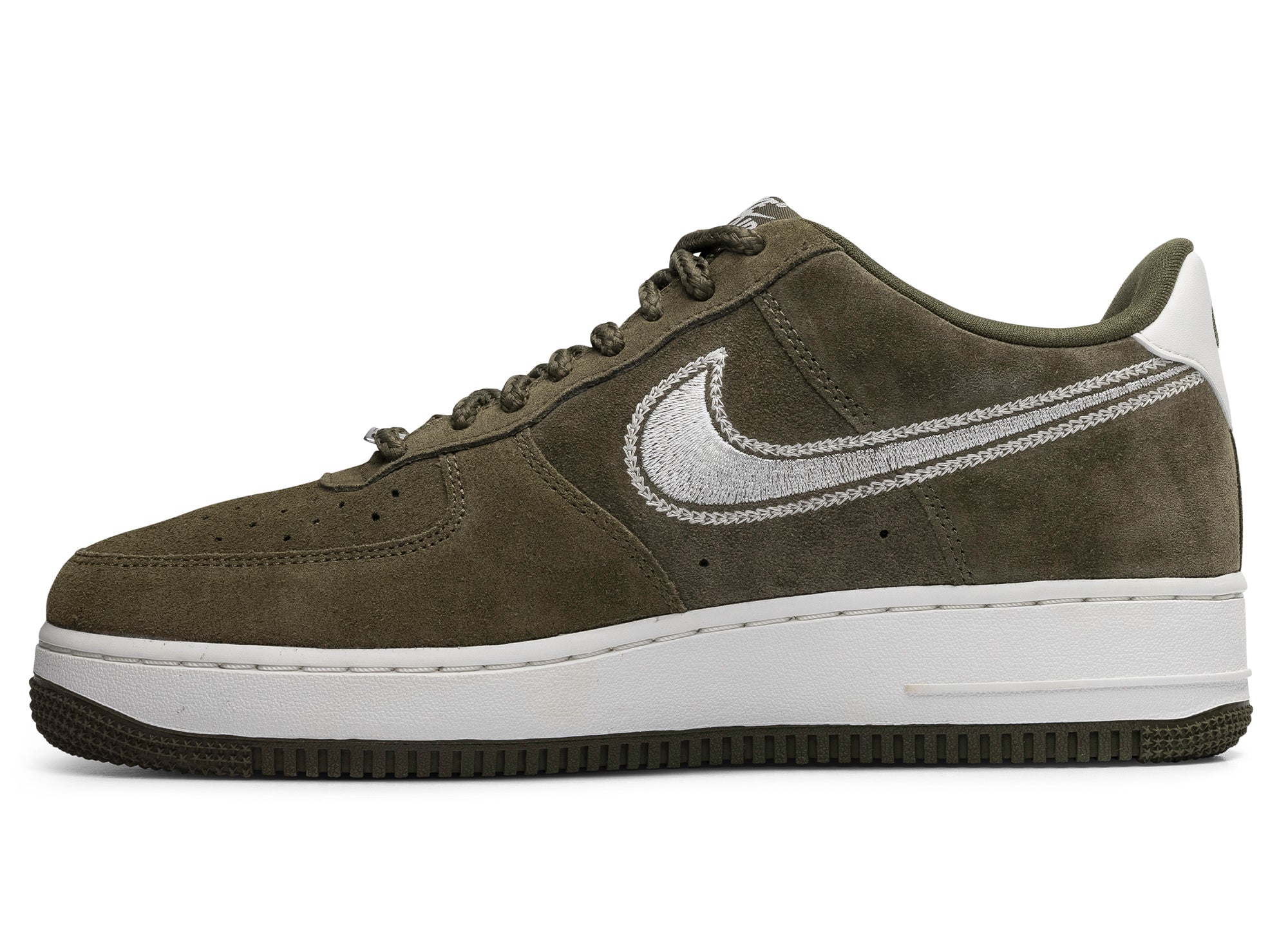 Nike Air Force 1 07 LV8