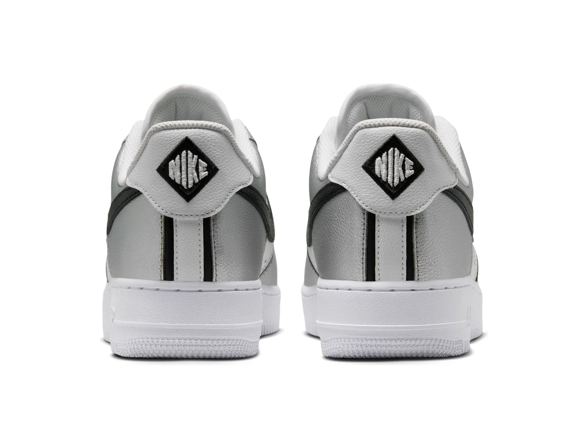 Nike Air Force 1 '07 LV8 in Metallic Silver / Black