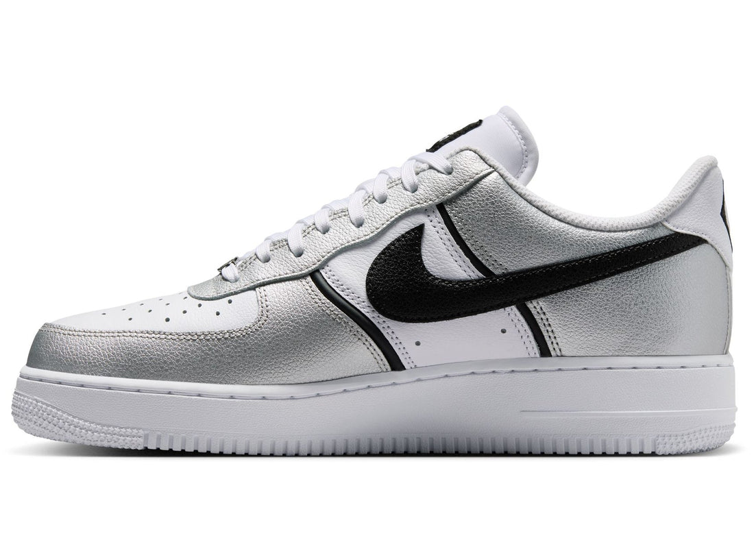 Nike Air Force 1 '07 LV8 in Metallic Silver / Black