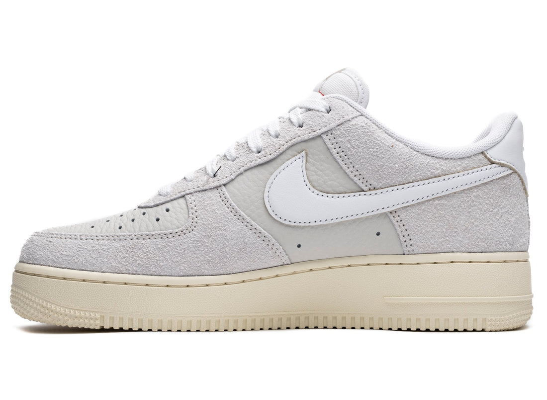 Nike Air Force 1 '07 LX