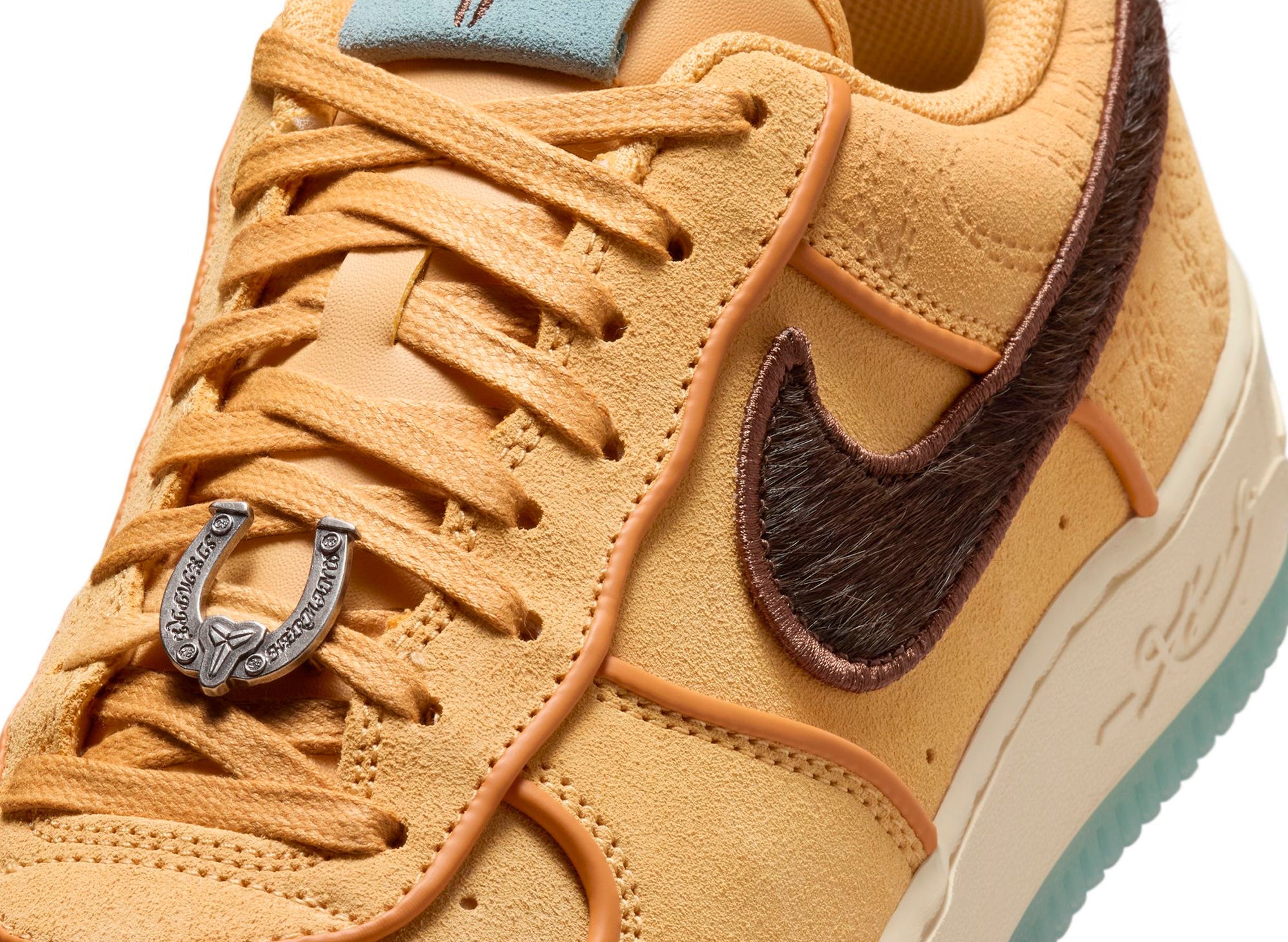 Nike Air Force 1 Low Protro in Twine / Baroque Brown