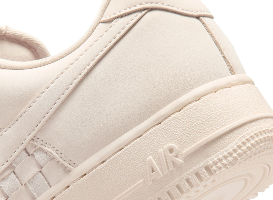 Nike Air Force 1 Low Retro Premium in Sanddrift / Pale Ivory