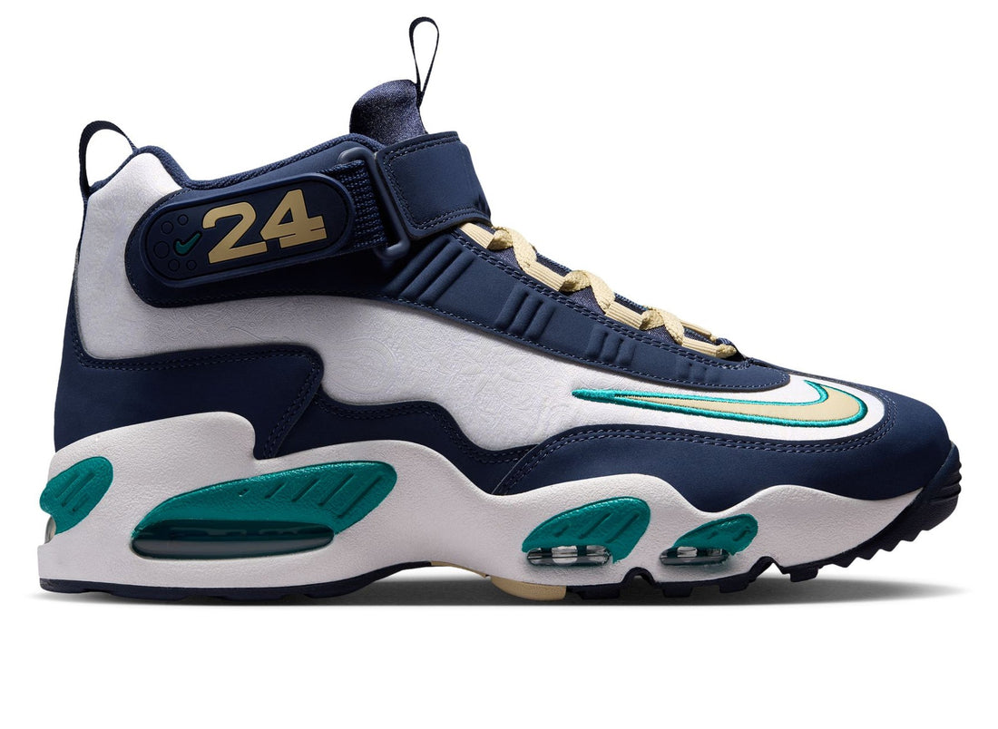 Nike Air Griffey Max 1 in Midnight Navy / Team Gold