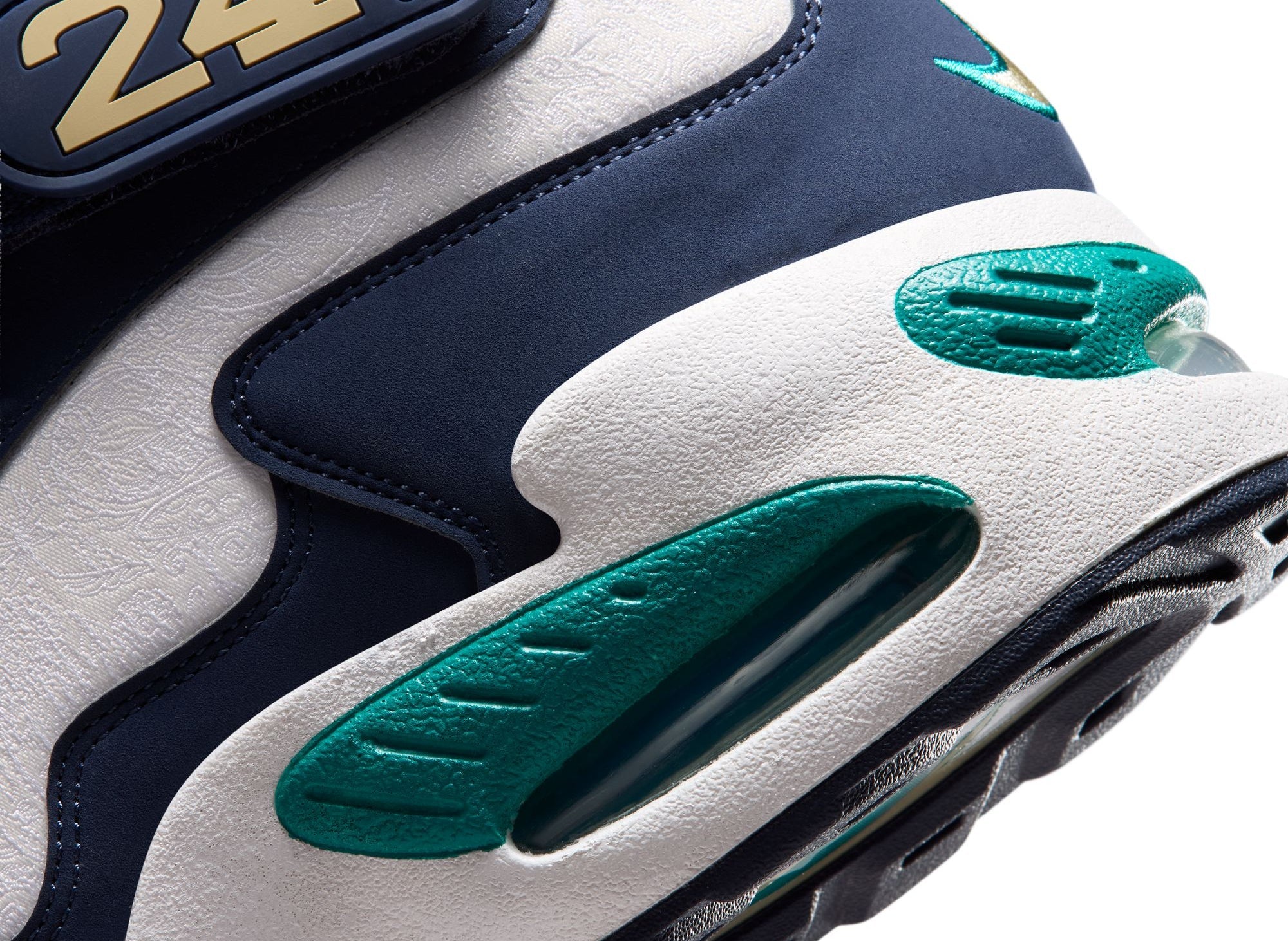 Nike Air Griffey Max 1 in Midnight Navy / Team Gold