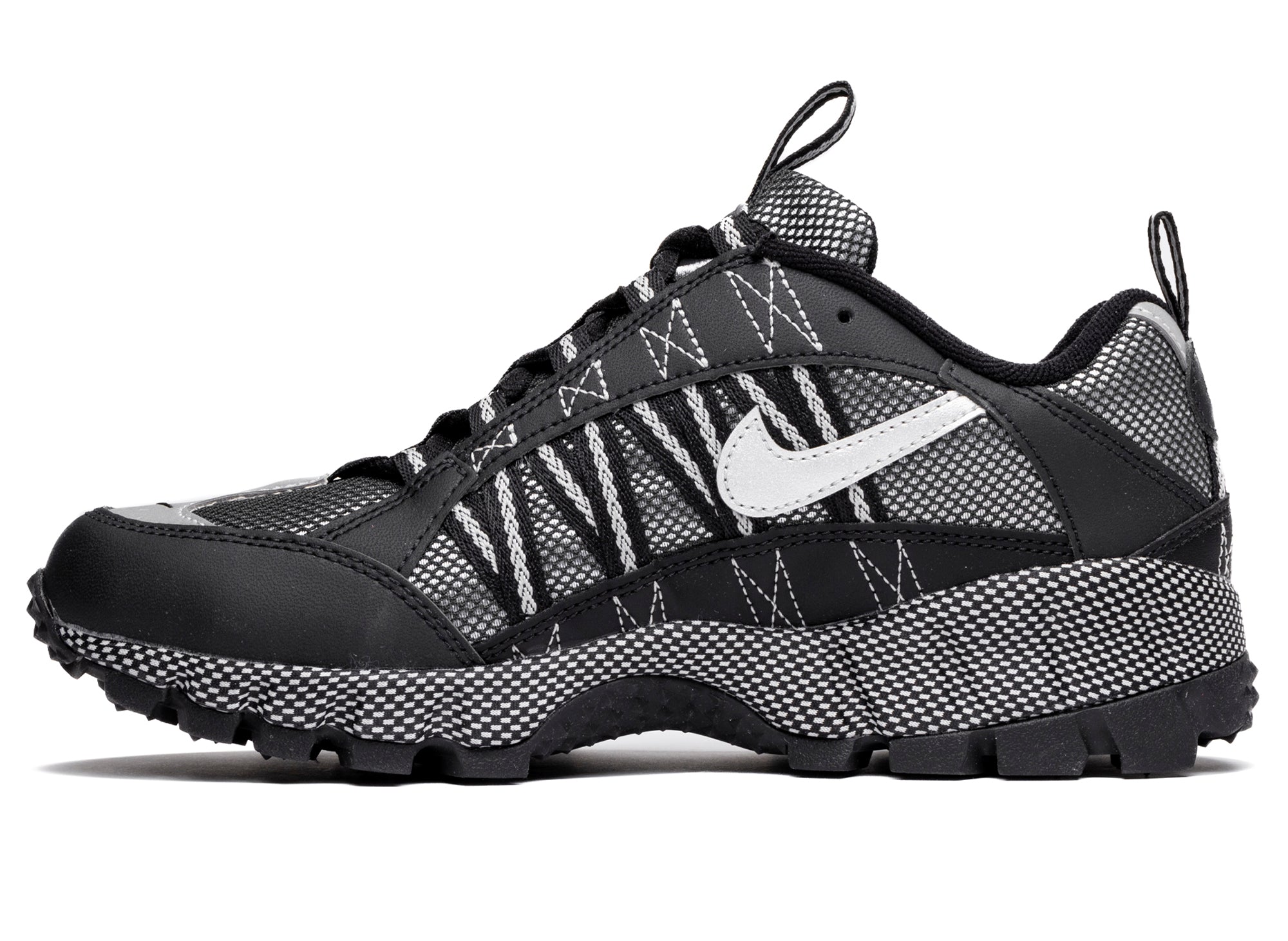 Nike Air Humara QS