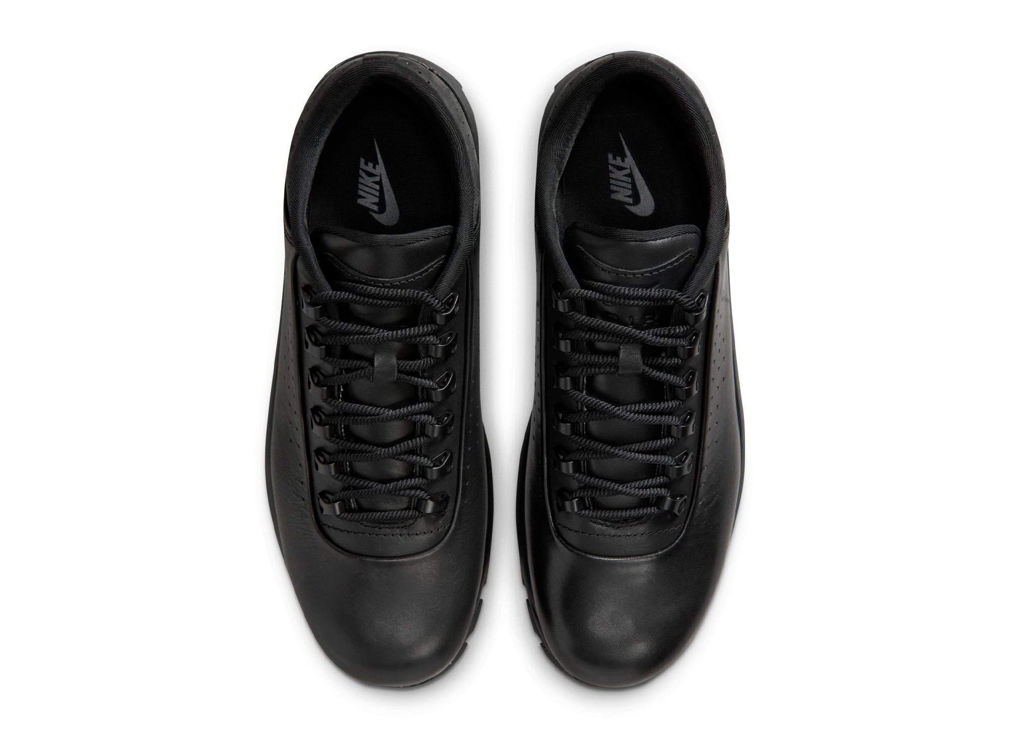 Nike Air Max Goadome Low SP in Black