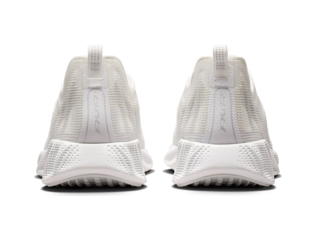 Nike Ava X Mesh in White
