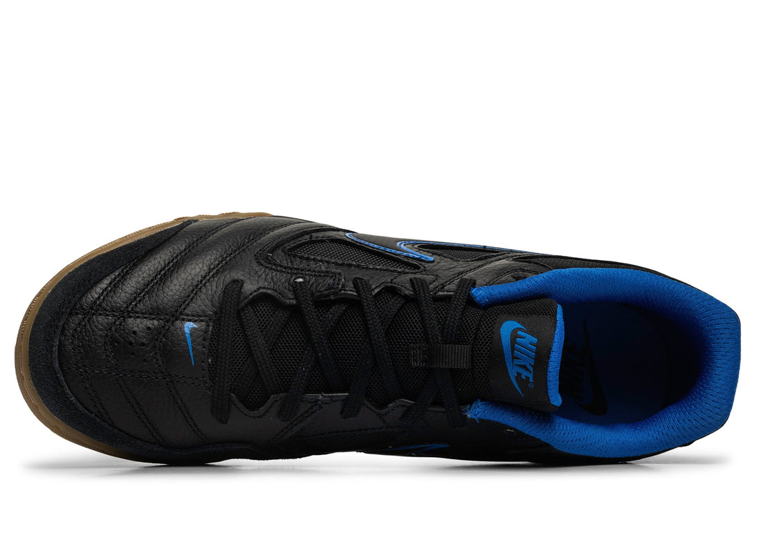 Nike Gato