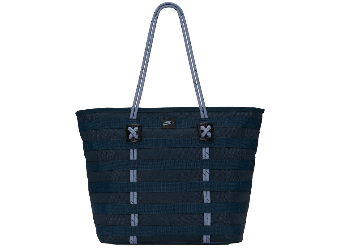 Nike Sportswear Tote