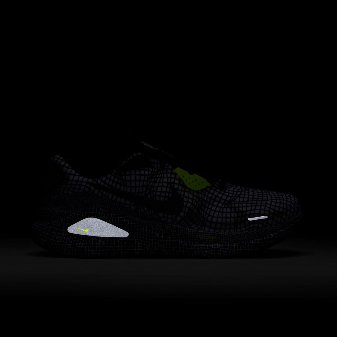 Nike Structure 26