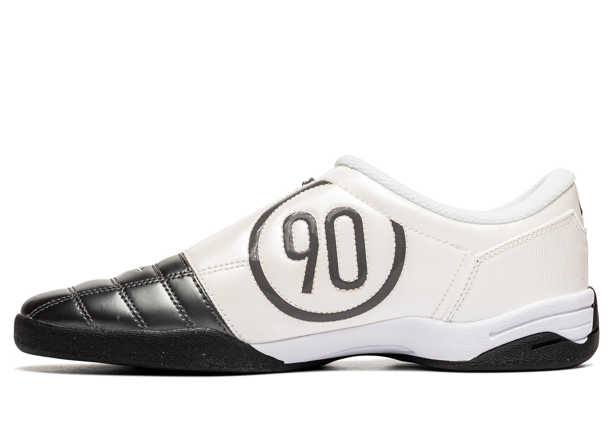 Nike Total 90