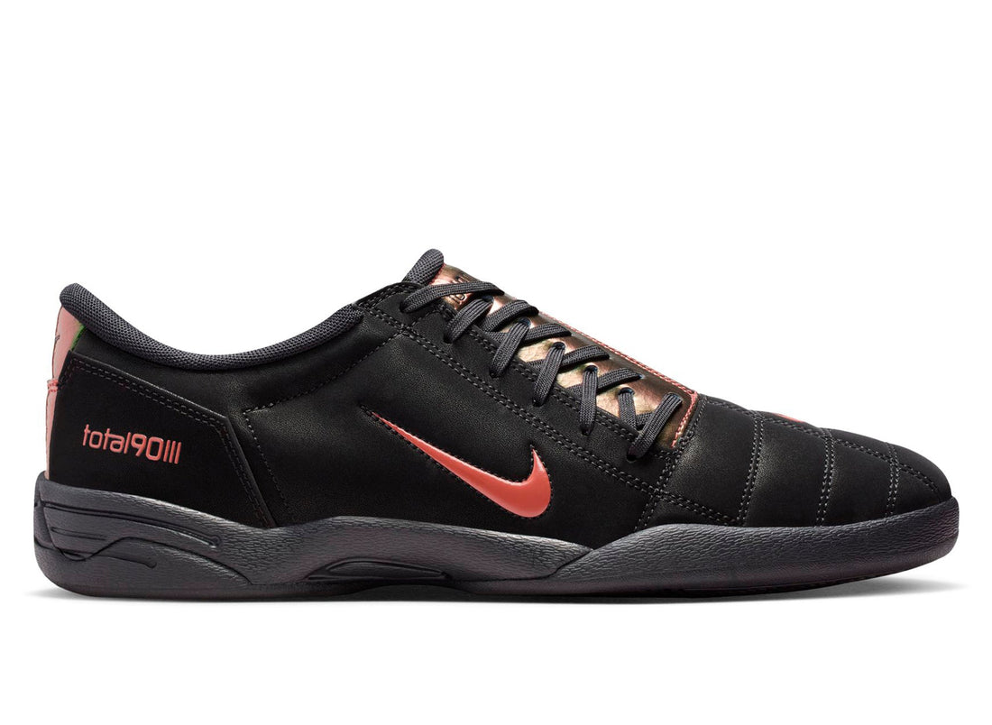 Nike Total 90 PRM Tiempo in Black