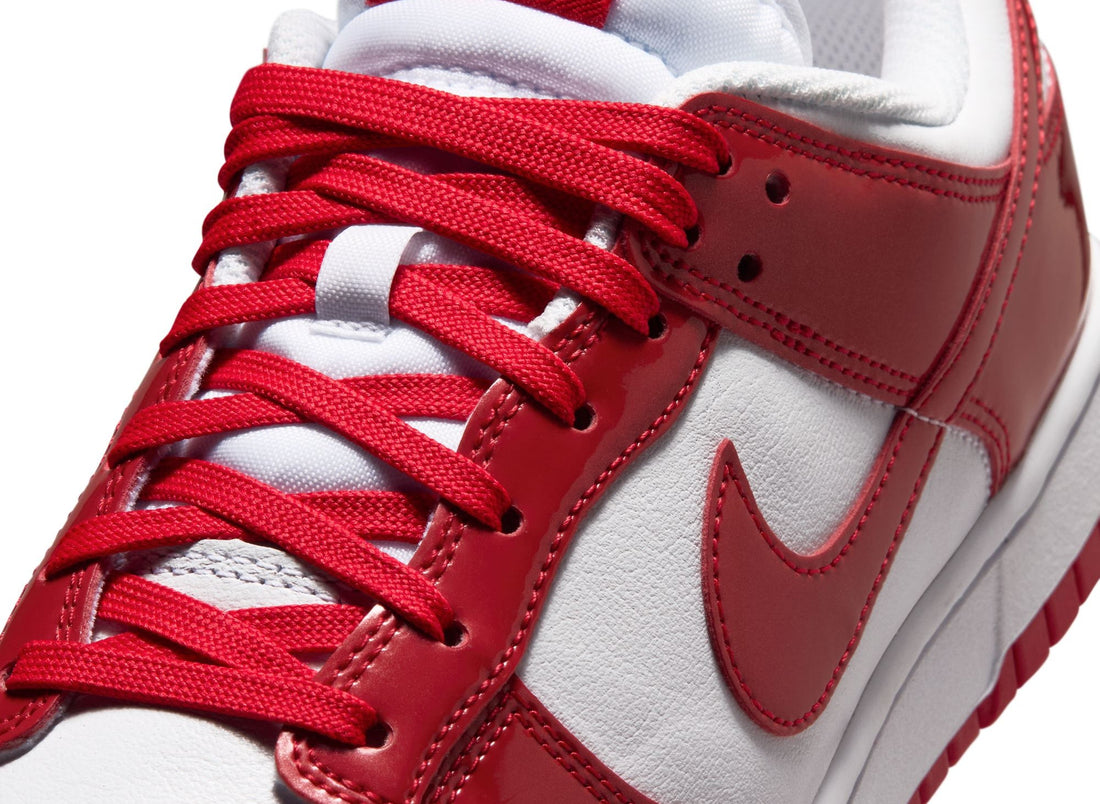 Women's Nike Dunk Low SE Street1 in White / University Red