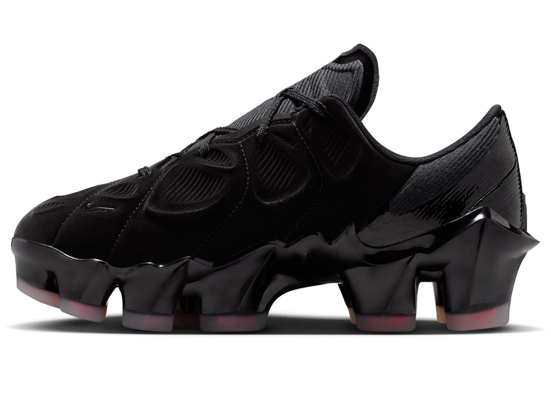 Women's Nike First Sight Mirage in Black / Flash Crimson
