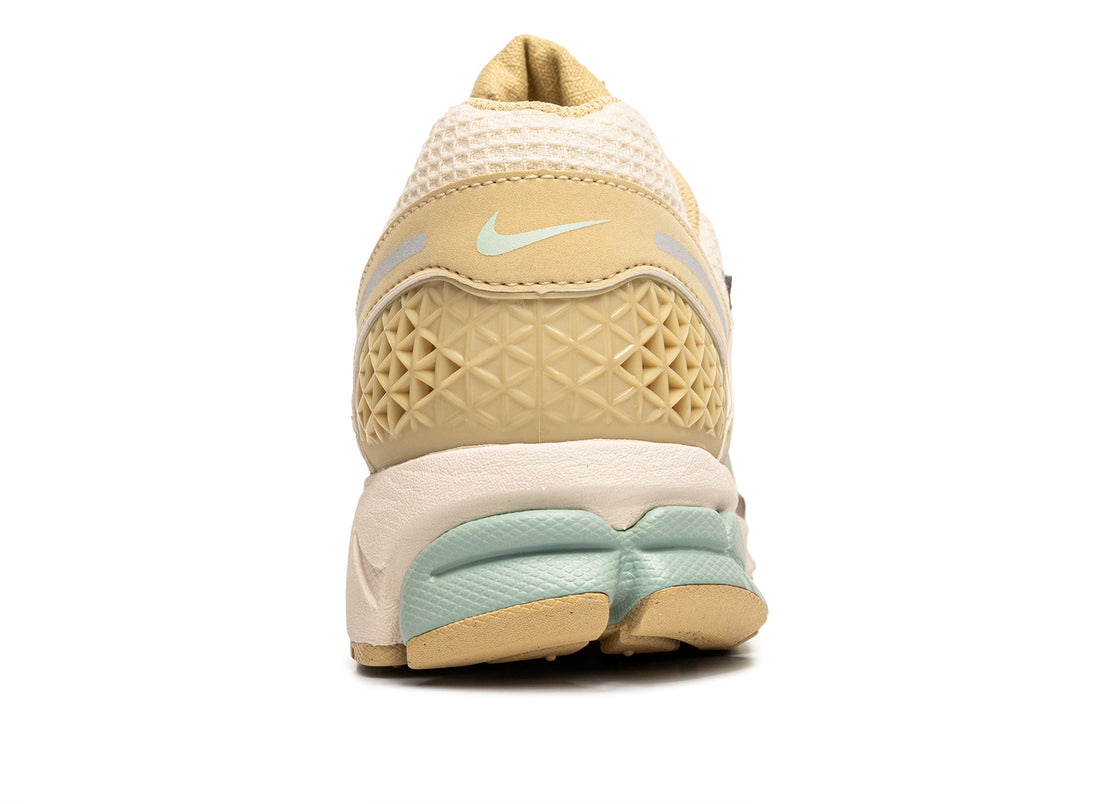 Nike Zoom Vomero 5 SE