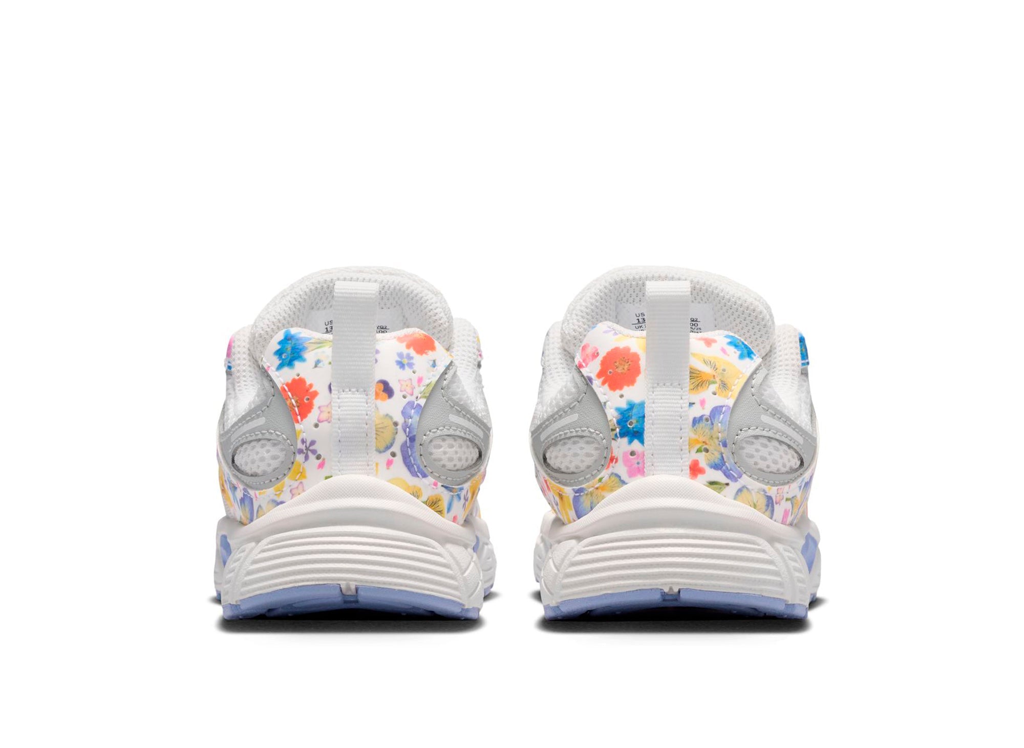 PS Nike V5 Runner SE in Summit White