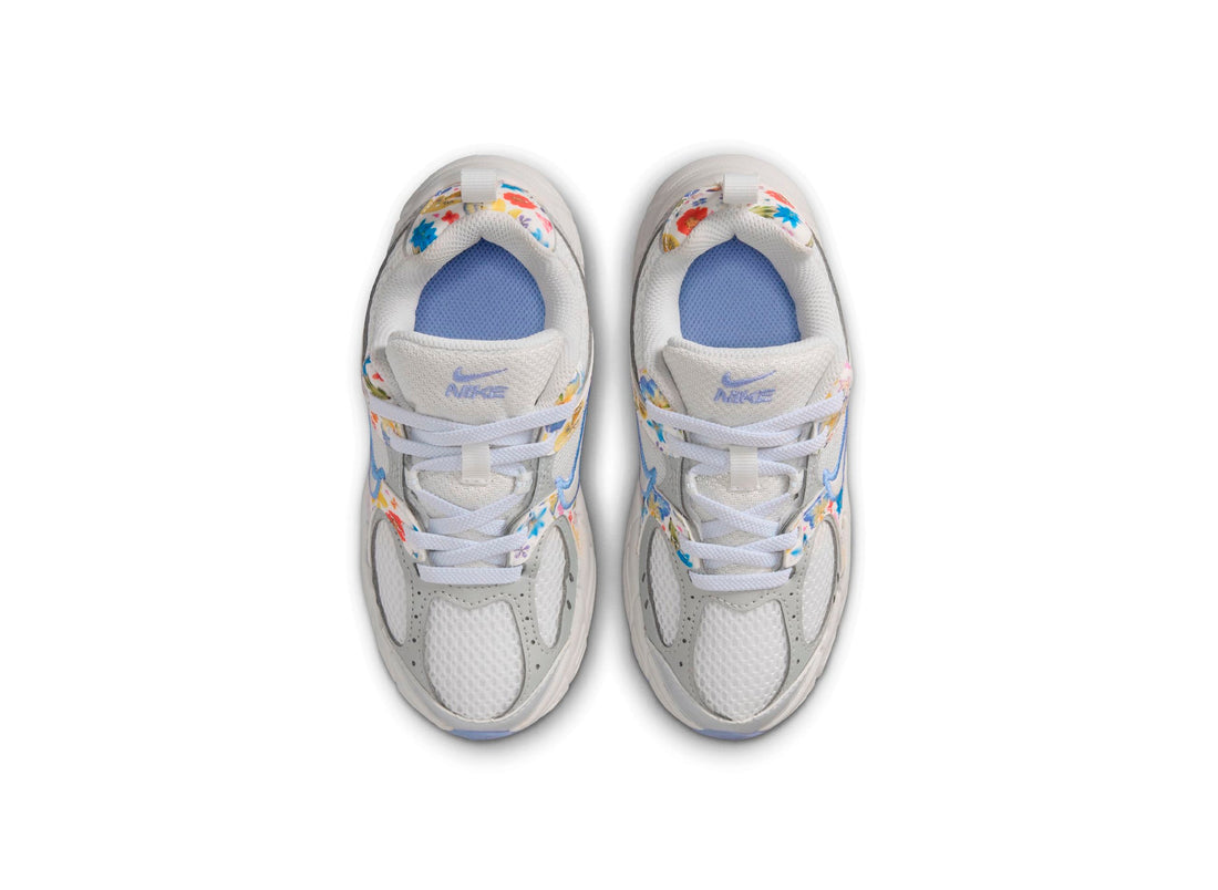 PS Nike V5 Runner SE in Summit White