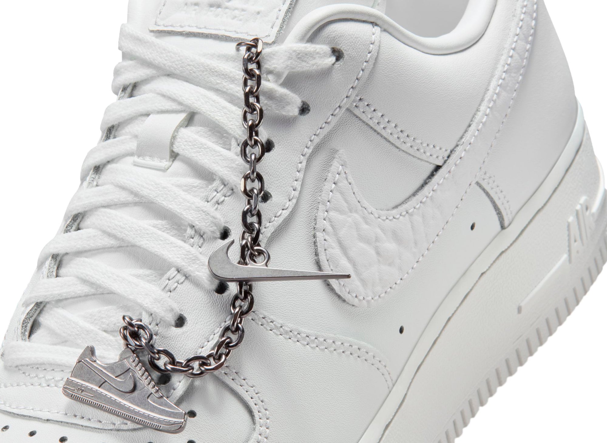 Women's Nike Air Force 1 '07 Low in Summit White