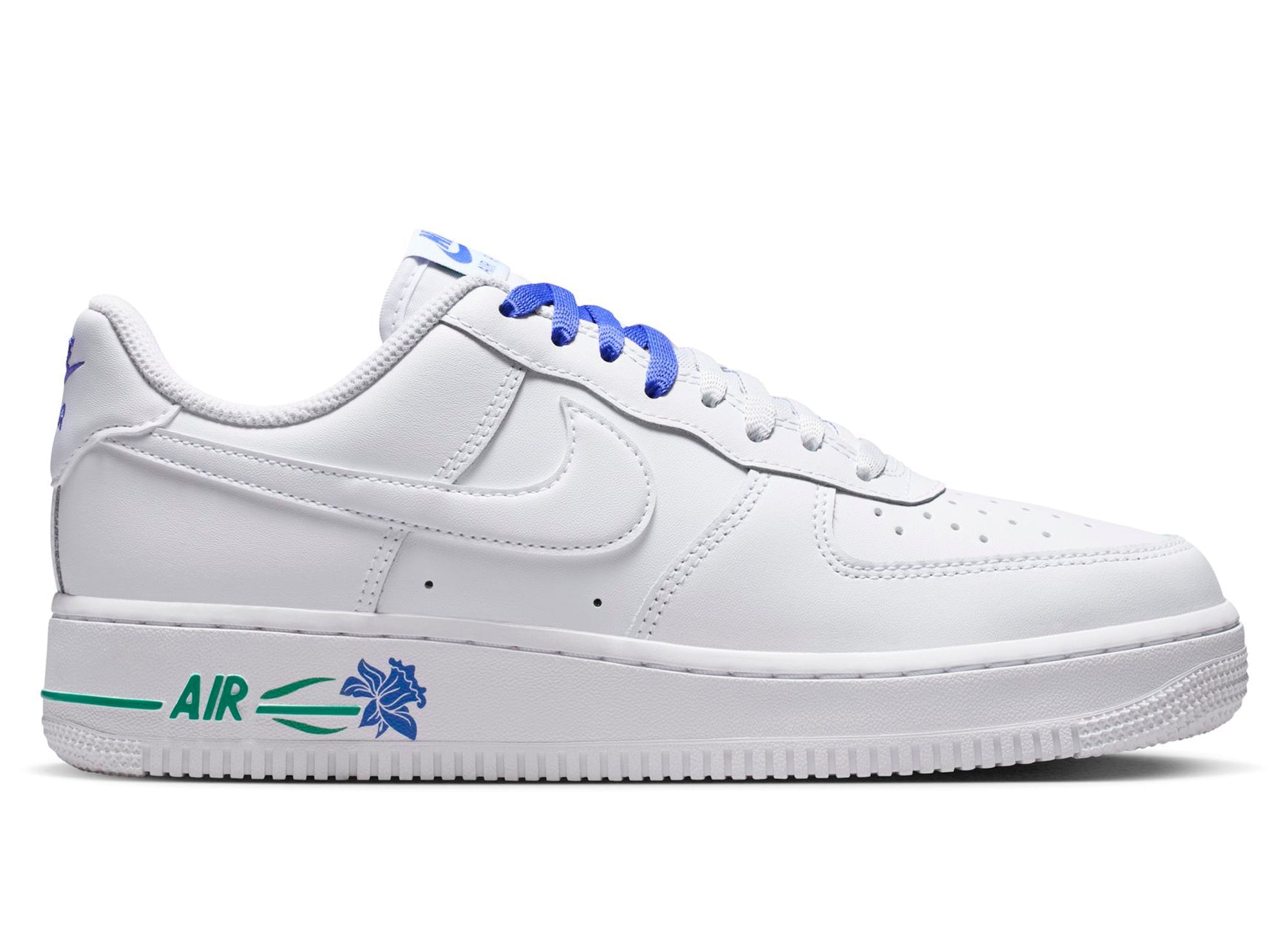 Women's Nike Air Force 1 '07 SE in White / Persian Violet
