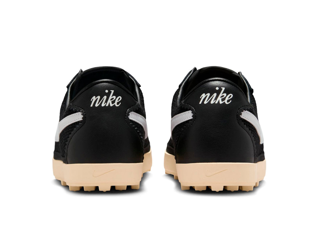 Women's Nike Astrograbber Textile in Black / White