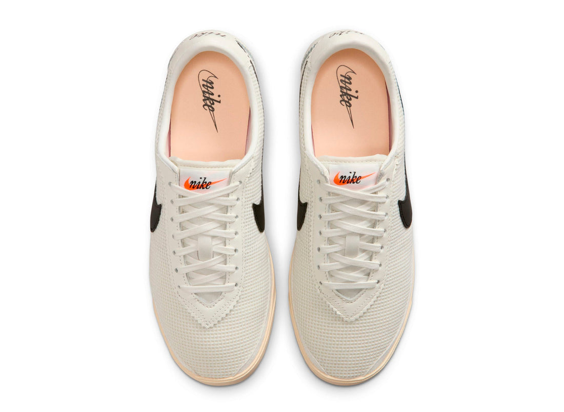 Women's Nike Astrograbber Textile in Sail / Black