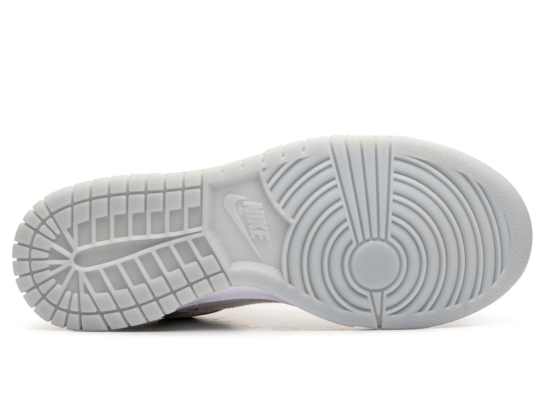 Women's Nike Dunk Low