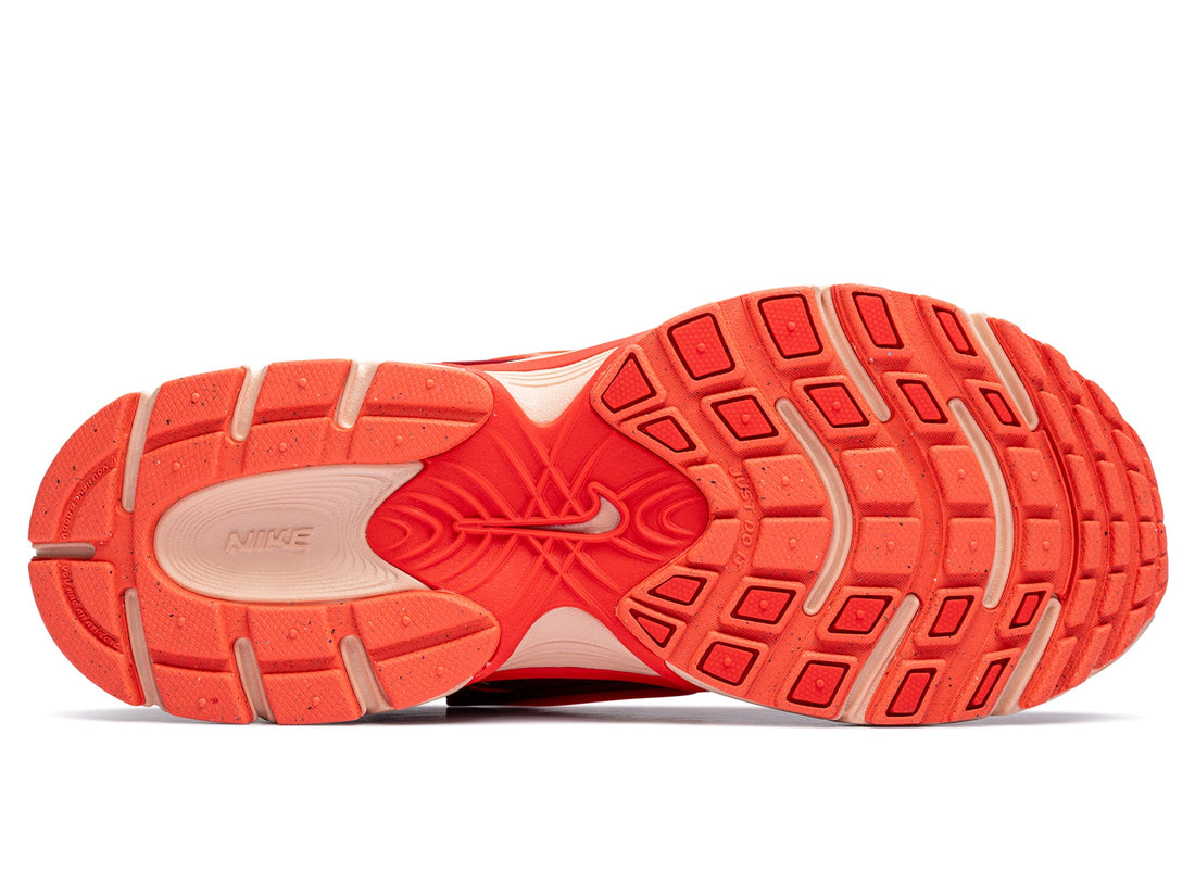 Women's Nike V5 Runner in "Team Crimson / Bright Crimson"