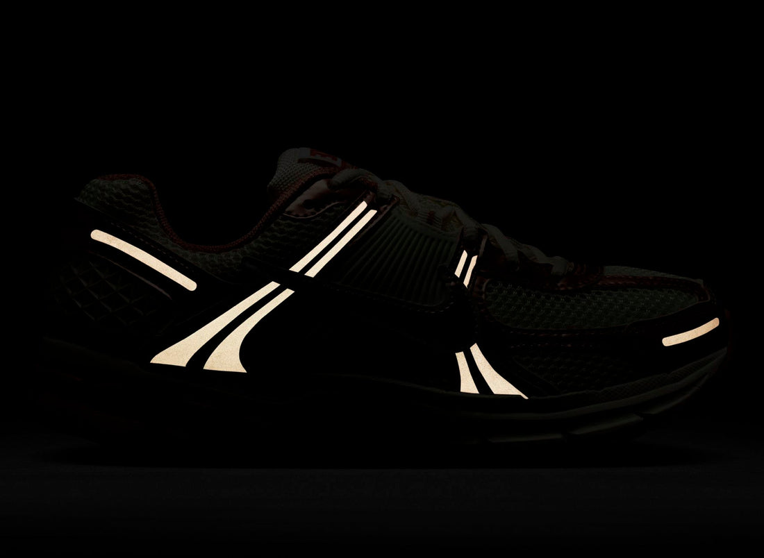 Women's Nike Zoom Vomero 5 "Rose Gold"